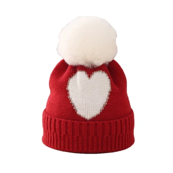 Вязаная шапка Детская Мягкая детская шапочка с большим вышитым сердцем Зимняя теплая шапка-комочек для ребенка Красный /белый /розовый